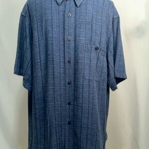 Blue Casual Button Down Shirt with Subtle Grid‎ Pattern